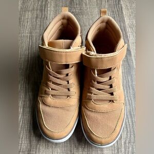 Boys Khaki High Top Size 4 - EUC